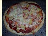 Cheese-stuffed Hawaiian Pizza