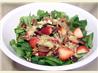 Spinach Salad With Strawberries and Pecans