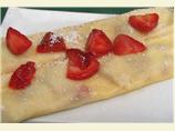 Crepes With Sour Cream and Strawberries