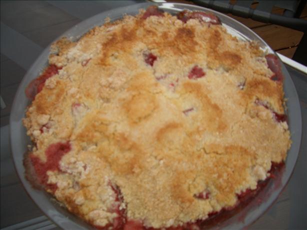 Simple Strawberry Cobbler. Photo by chia