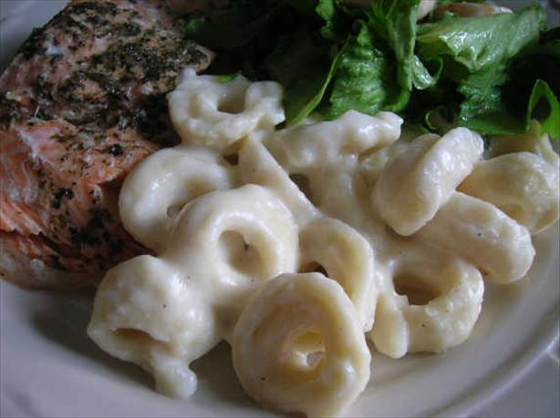 Reduced Fat Alfredo Sauce. Photo by Pam-I-Am