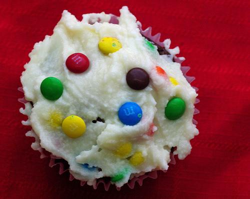 Chocolate Chip Buttercream Frosting. Photo by Redsie