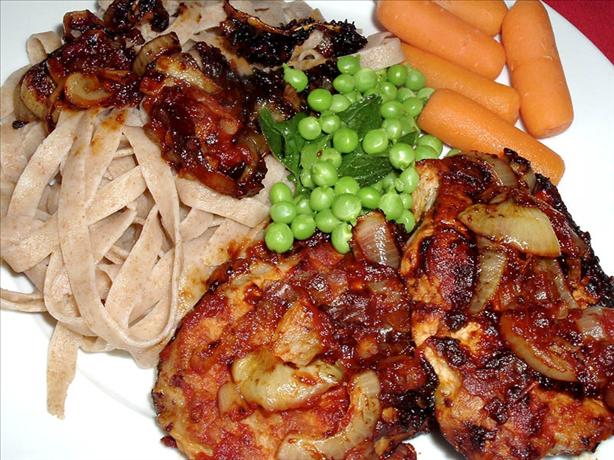 Baked Pork Chops With Onions and Chili Sauce. Photo by Bergy