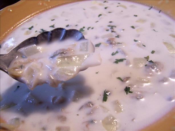 Meadow Club Clam Chowder-New England Style. Photo by *Parsley*