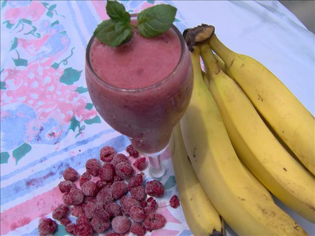 Berry-Banana Smoothie. Photo by Sharon123