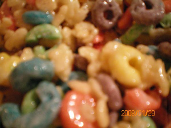 Fruit Loop Rice Krispies Treats. Photo by CoffeeB