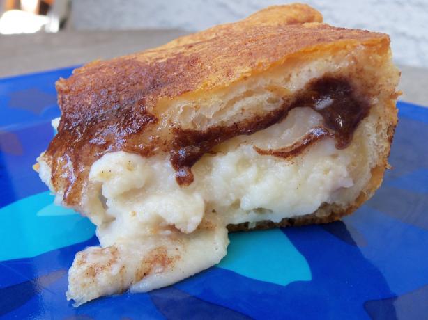 Cream Cheese Cinnamon Crescents. Photo by AZPARZYCH