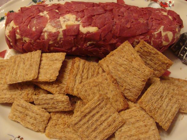 Chipped Beef Cheese Ball. Photo by Lvs2Cook
