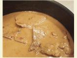 Rick's Pork Chops in Gravy