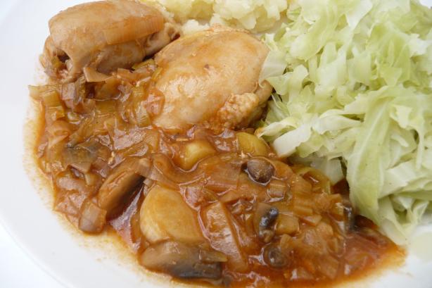 Chicken With Leeks and Mushrooms. Photo by Tea Jenny