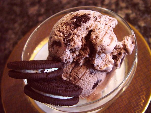 Cookies and Cream Ice Cream. Photo by Bev