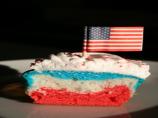 Patriotic 4th of July Cupcakes. Photo by Chez Michelle