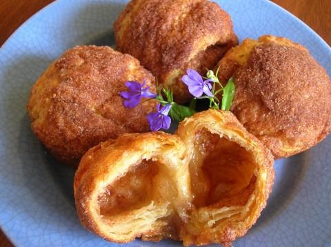 Stuffed Cinnamon Crescent Rolls. Photo by Pam-I-Am
