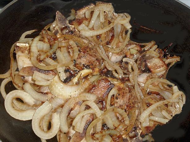 Broiled Lamb Chops With Onions and Sherry Sauce. Photo by Bergy