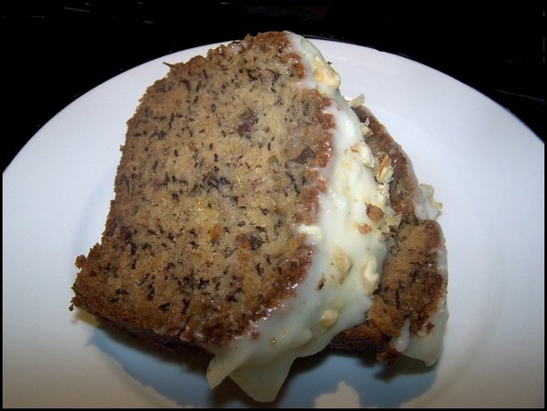 No-Bowl Banana Cake. Photo by **Jubes**