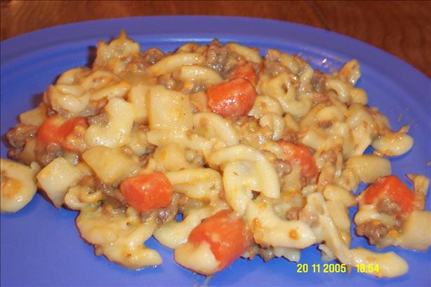 Crock Pot Family Favorite Casserole. Photo by kzbhansen