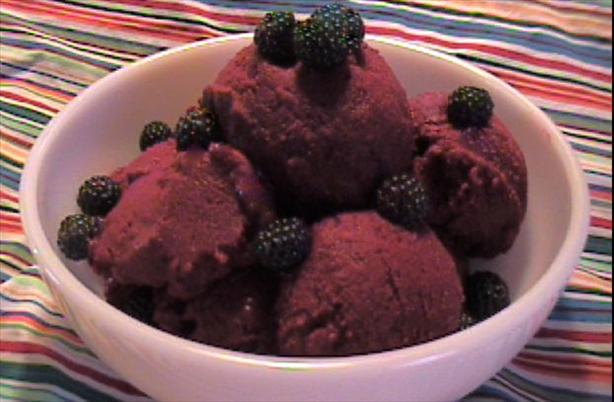 Black Raspberry Ice Cream. Photo by CoffeeMom