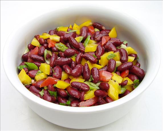 Colorful Kidney Bean Salad. Photo by Inge 1505
