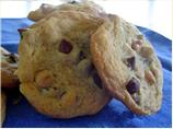 Reese's Classic Peanut Butter and Milk Chocolate Chip Cookies