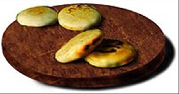 Arepas De Queso Fritas. Photo by Food.com *