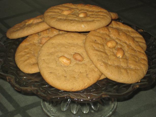 Peanut Butter Cookies. Photo by DeeVaFoodie