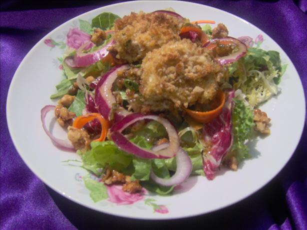 Herbed Warm Goat Cheese Salad. Photo by Sharon123