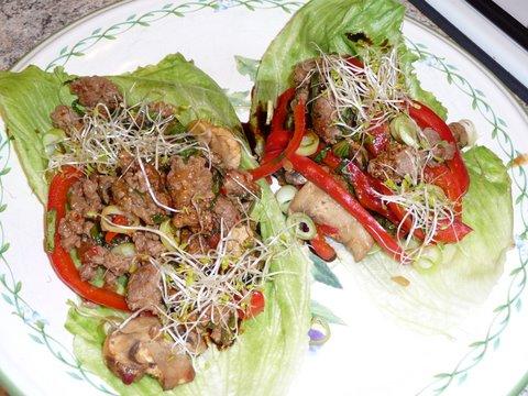 Moo Shu Beef Lettuce Cups - 4 Points. Photo by mickeydownunder