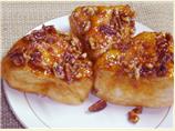 Easy Caramel Pecan Rolls