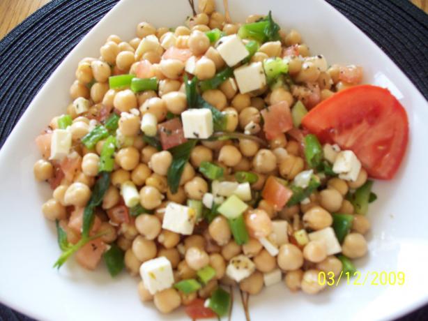 Herbed Chickpea Salad. Photo by Dotty2