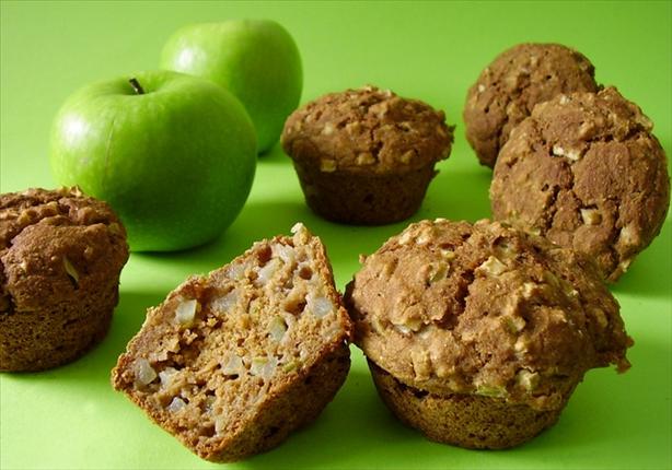 Apple Oat-Bran Muffins. Photo by Thorsten