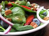 Spinach Salad With Fresh Summer Berries
