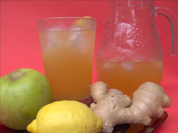 Ginger-Cider Lemonade. Photo by Sharon123