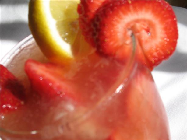 The Best Strawberry Lemonade Ever!!!!!. Photo by Queen uh Cuisine