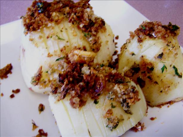 Hasselback Potatoes (Hasselbackspotatis). Photo by Rita~