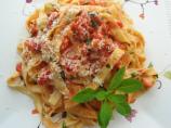 Fettuccini With Spicy Tomato Cream Sauce