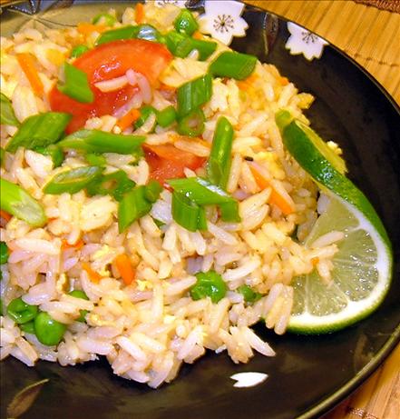 Kao Pad (Thai-Style Fried Rice). Photo by PanNan