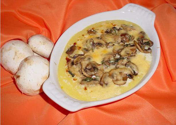 Broiled Polenta With Mushrooms and Cheese. Photo by justcallmetoni