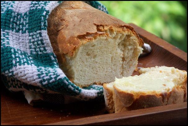 French Bread With Roasted Garlic. Photo by NcMysteryShopper