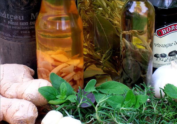 Herbal Vinegar with Garlic & Basil. Photo by - Carla -