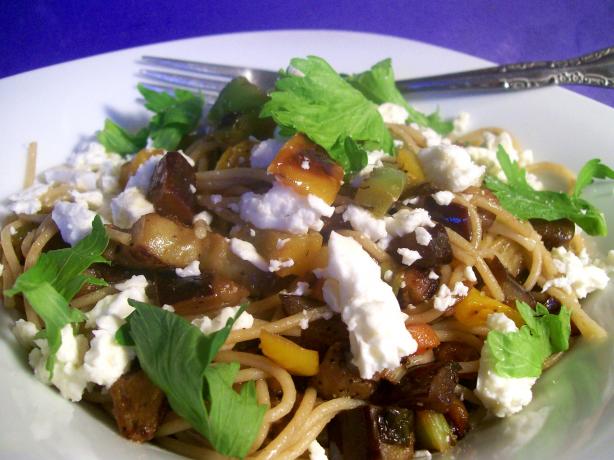 Greek-Style Spaghetti. Photo by Sharon123