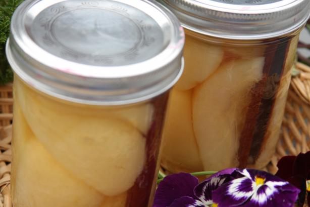 Cinnamon Pears in Apple Juice-Canning. Photo by Axe