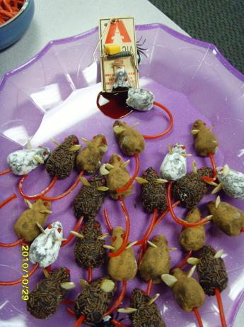 Chocolate Halloween Mice. Photo by ChocolateTart