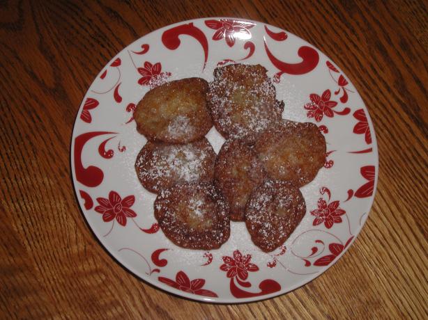 Jemput Jemput (Indonesian Banana Fritters). Photo by mailbelle
