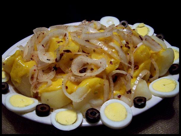 Mexican Potatoes With Cheese Sauce. Photo by NcMysteryShopper