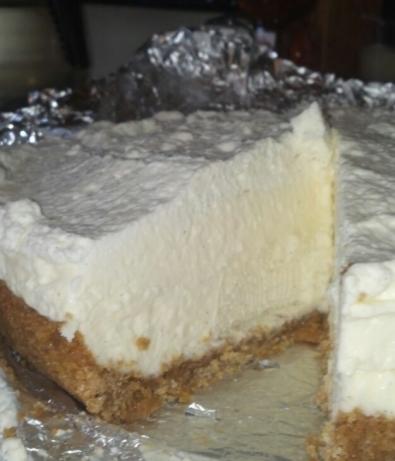Vanilla Bean Cheesecake. Photo by TrocNew