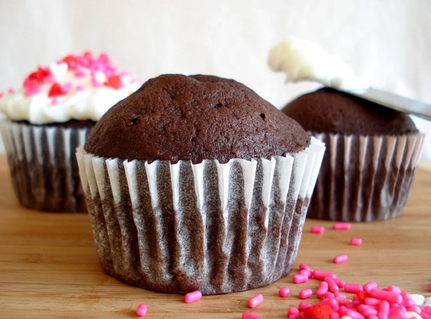 One Bowl Chocolate Cupcakes. Photo by Marg (CaymanDesigns)