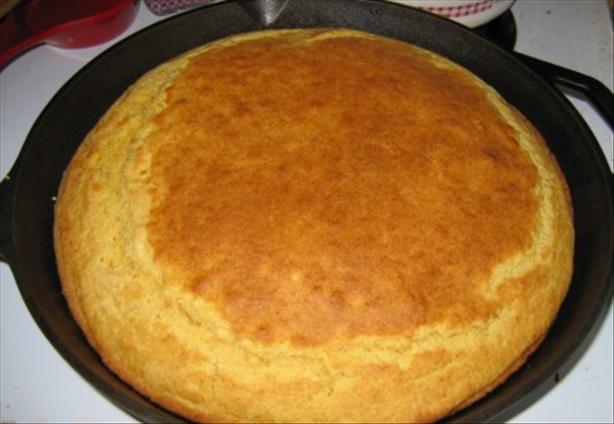 Skillet Cornbread. Photo by Carb Lover
