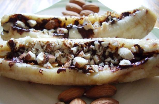 Chocolate & Macadamia Baked Bananas. Photo by HokiesMom