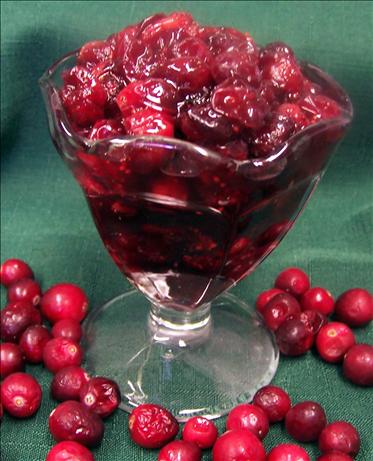 Oven Baked Whole Cranberry-Caramel Sauce. Photo by PaulaG
