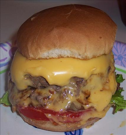 In-N-Out Double Double. Photo by looneytunesfan